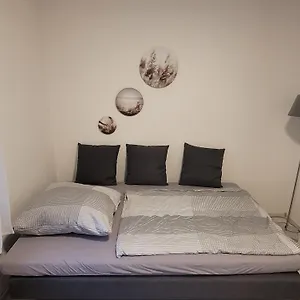 Apartment Souterrainwohnung 